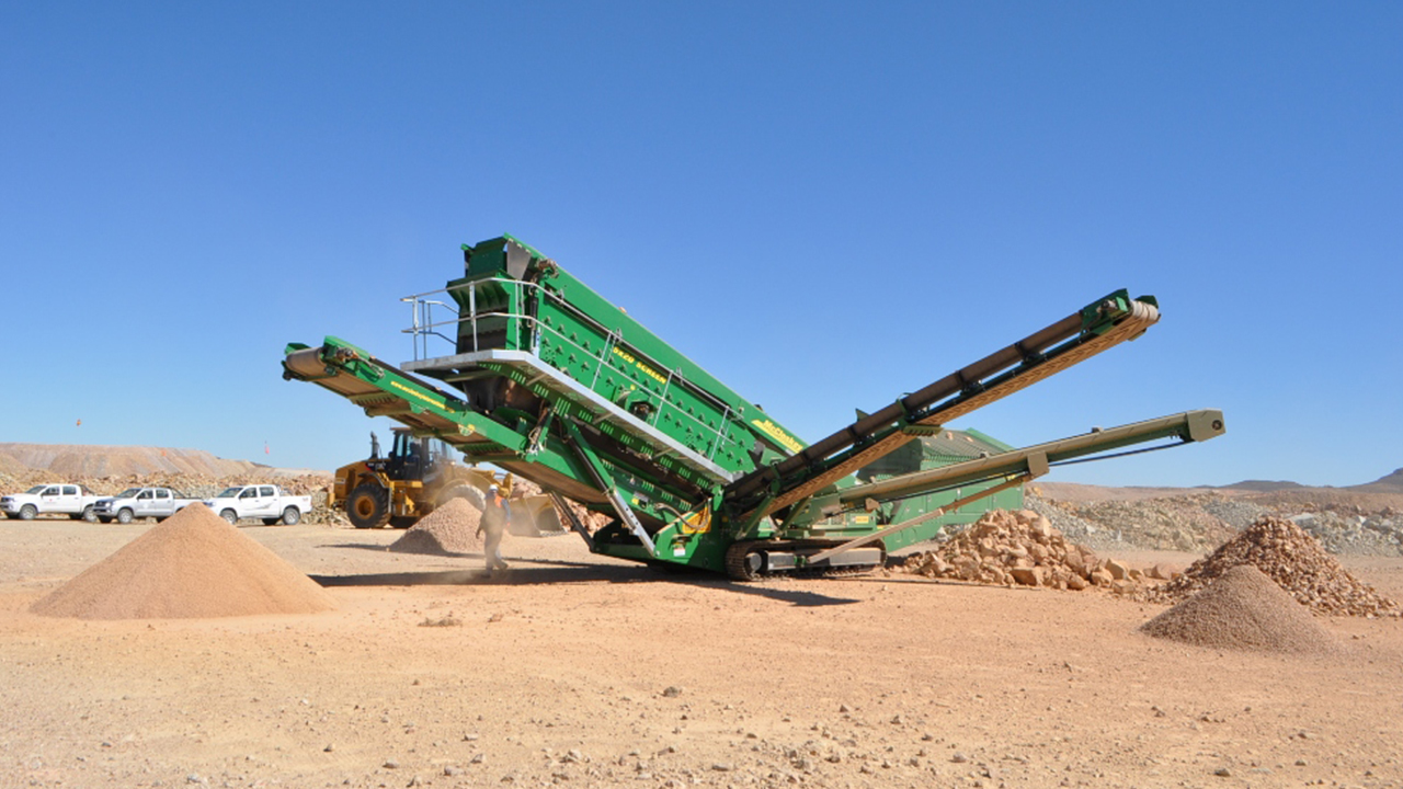 McCloskey S190 Screeners McCourt Equipment